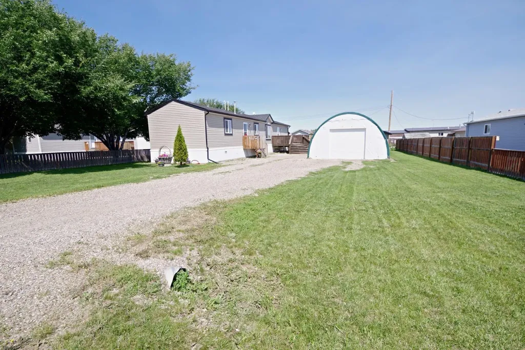 829 3 Street S Grassy Lake AB T0K 0Z0