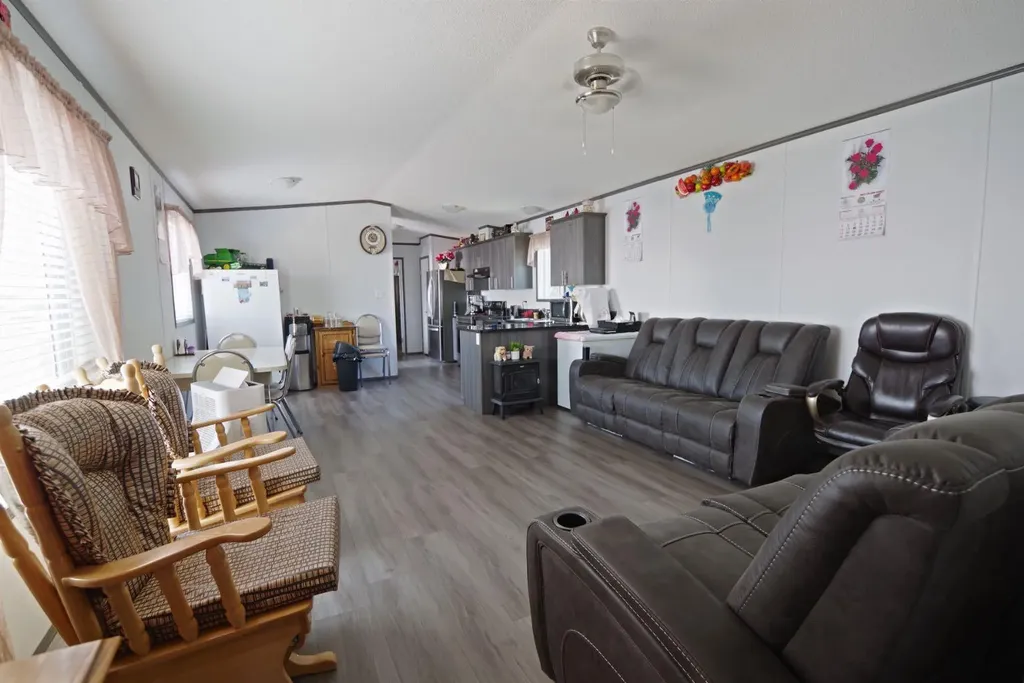 829 3 Street S Grassy Lake AB T0K 0Z0