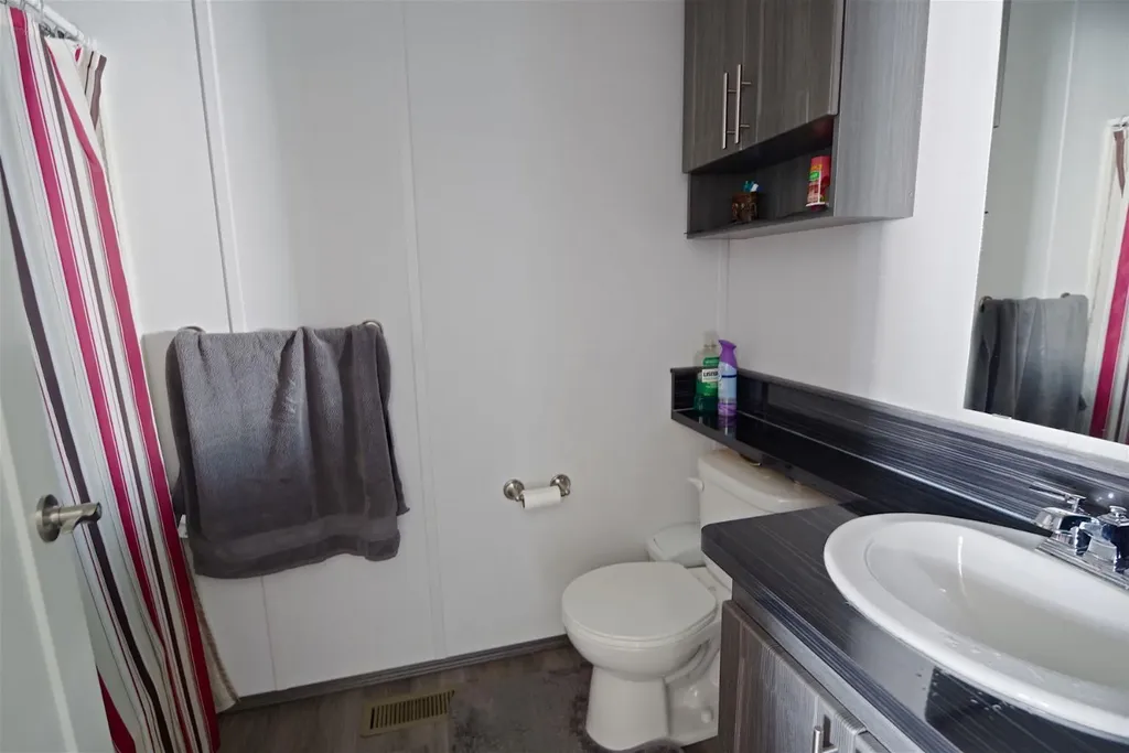 829 3 Street S Grassy Lake AB T0K 0Z0