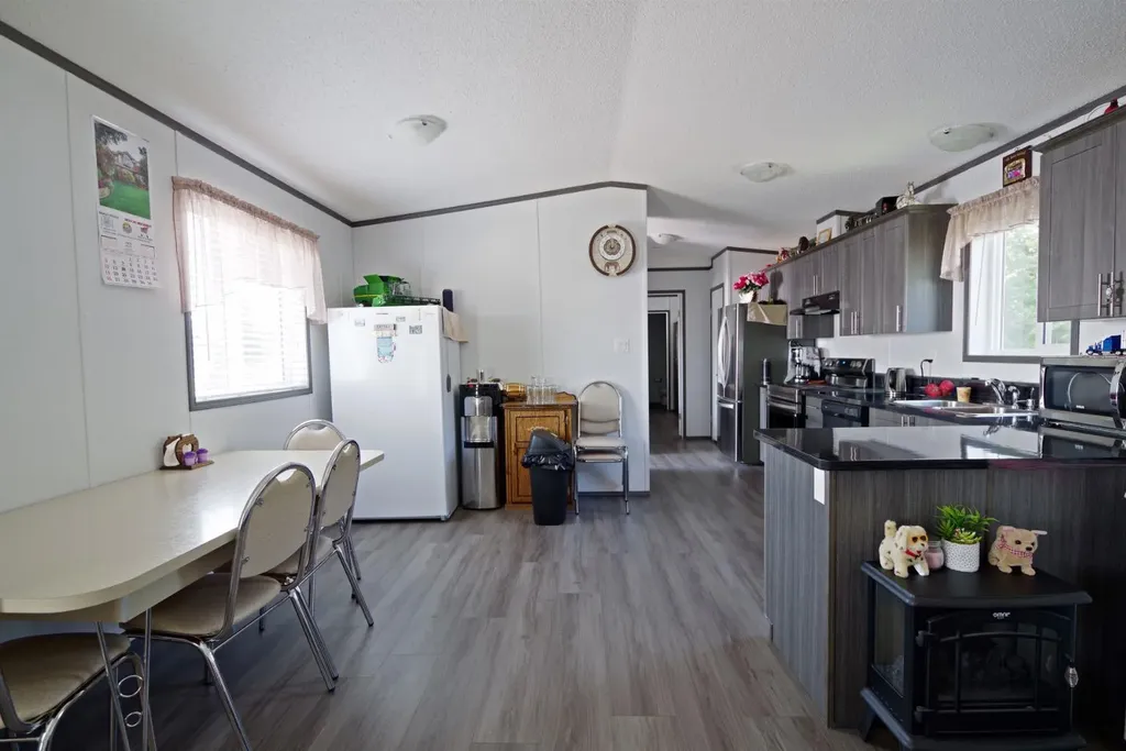 829 3 Street S Grassy Lake AB T0K 0Z0