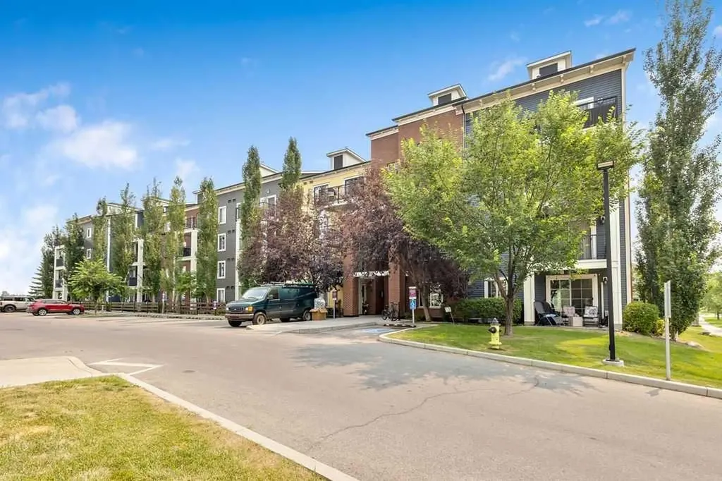 755 Copperpond Boulevard SE Calgary AB T2Z 4R2