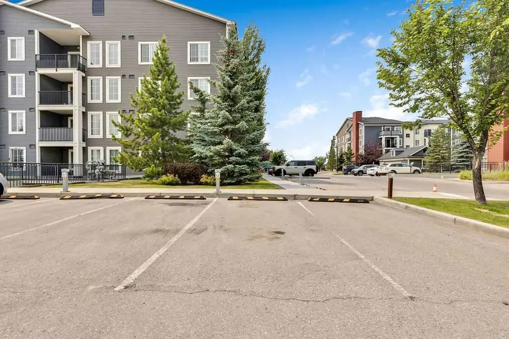 755 Copperpond Boulevard SE Calgary AB T2Z 4R2