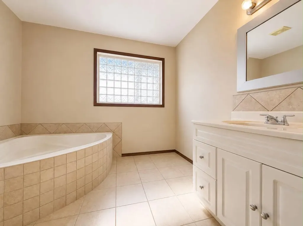 328 Stephenson Drive Grande Cache AB T0E 0Y0