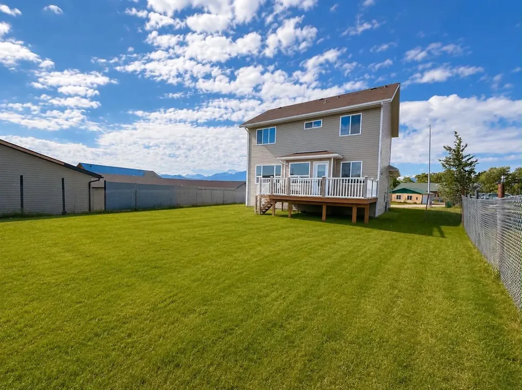 328 Stephenson Drive Grande Cache AB T0E 0Y0
