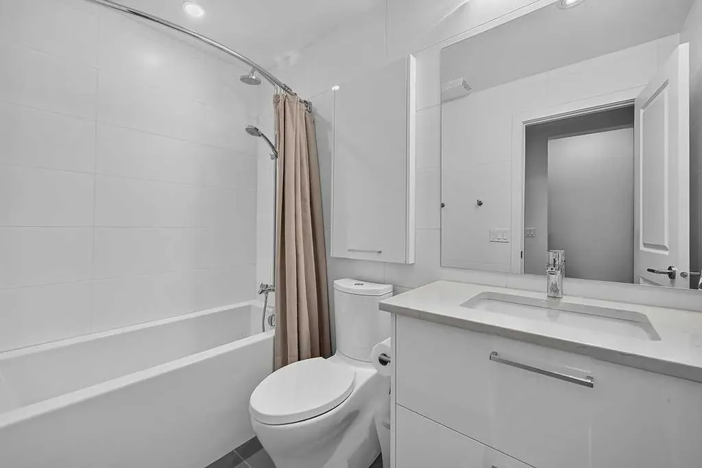 6 Scarpe Drive SW Calgary AB T2T 6P2