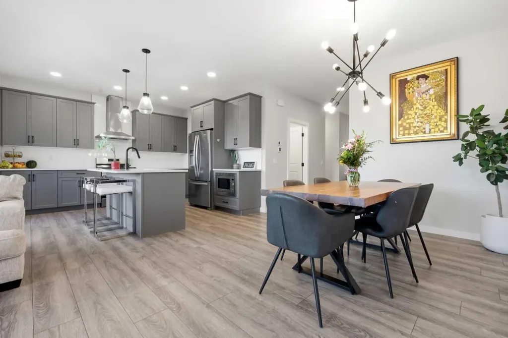 34 Belvedere Green SE Calgary AB T2A 7M5