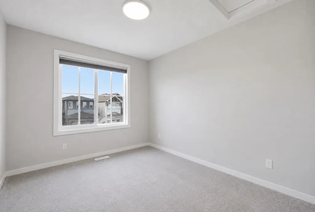 34 Belvedere Green SE Calgary AB T2A 7M5