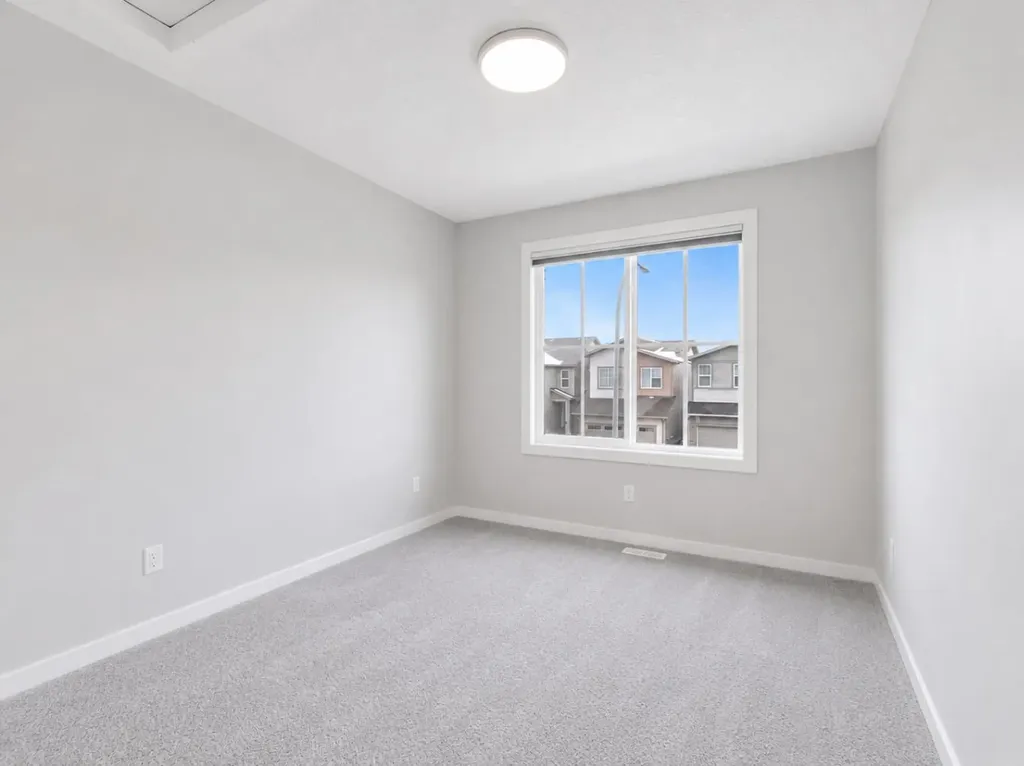 34 Belvedere Green SE Calgary AB T2A 7M5