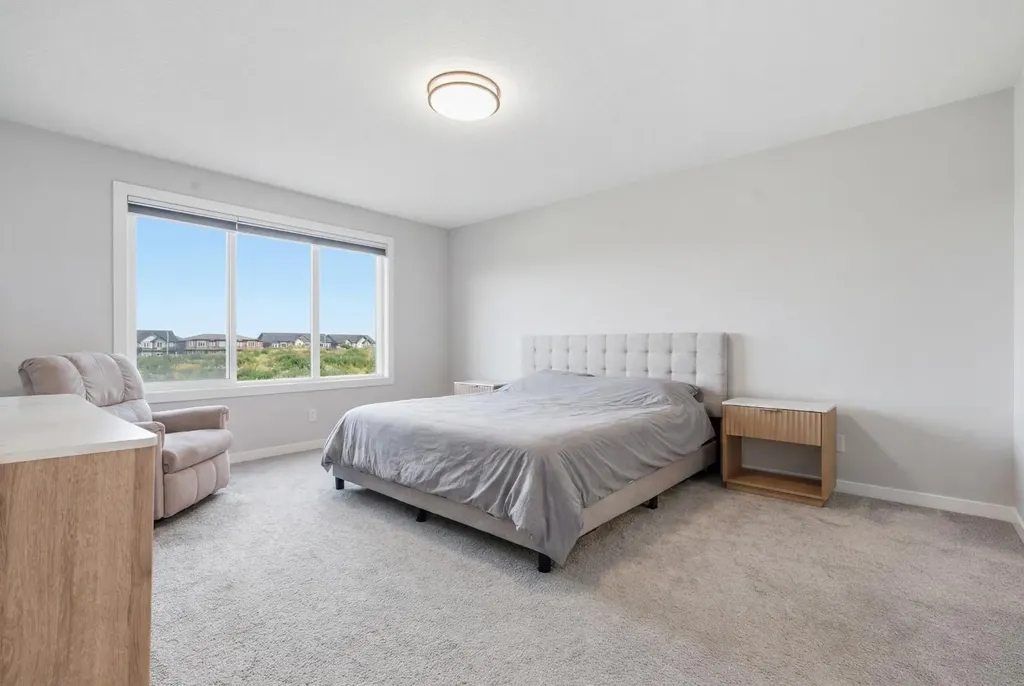 34 Belvedere Green SE Calgary AB T2A 7M5