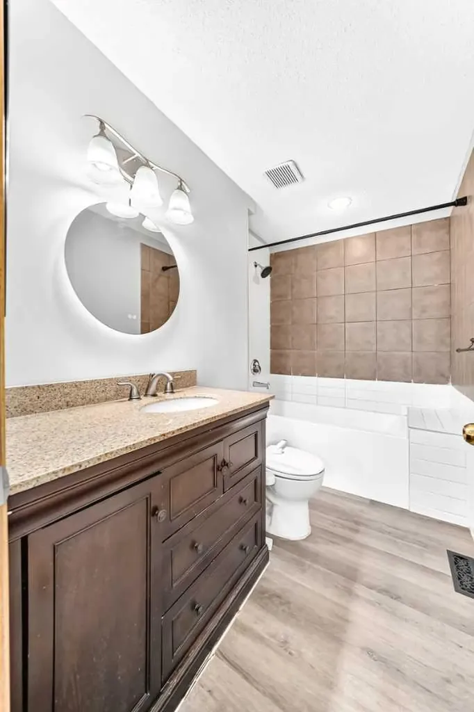 87 Tarington Road NE Calgary AB T3J 3X1