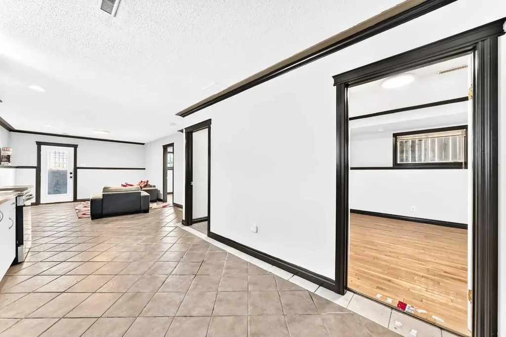 87 Tarington Road NE Calgary AB T3J 3X1