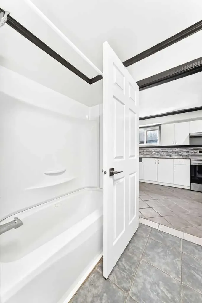 87 Tarington Road NE Calgary AB T3J 3X1