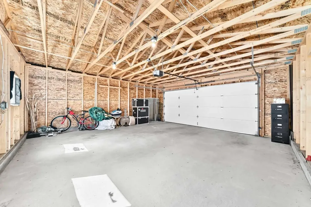 87 Tarington Road NE Calgary AB T3J 3X1