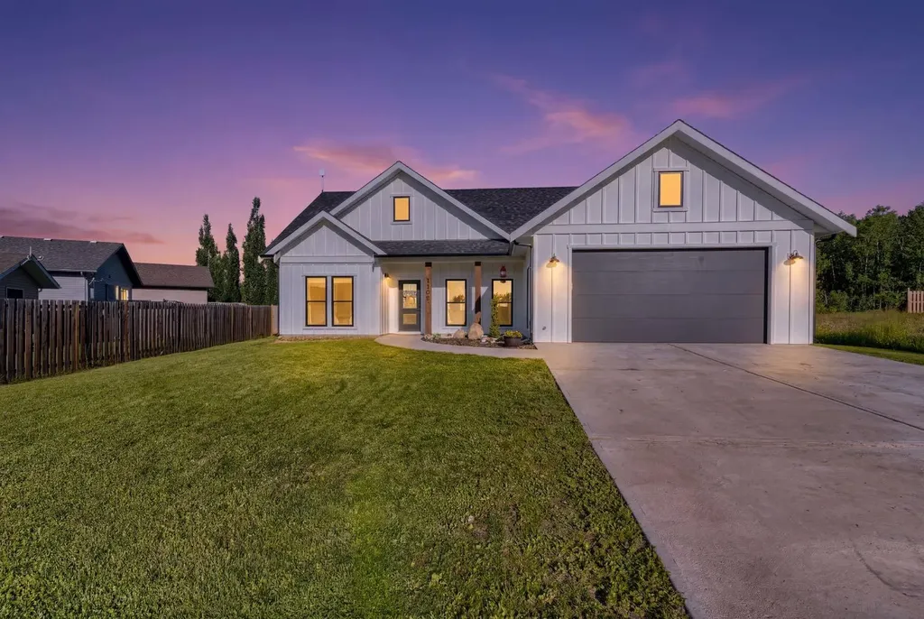 5406 Poplar Lane Athabasca AB T9S 0A8