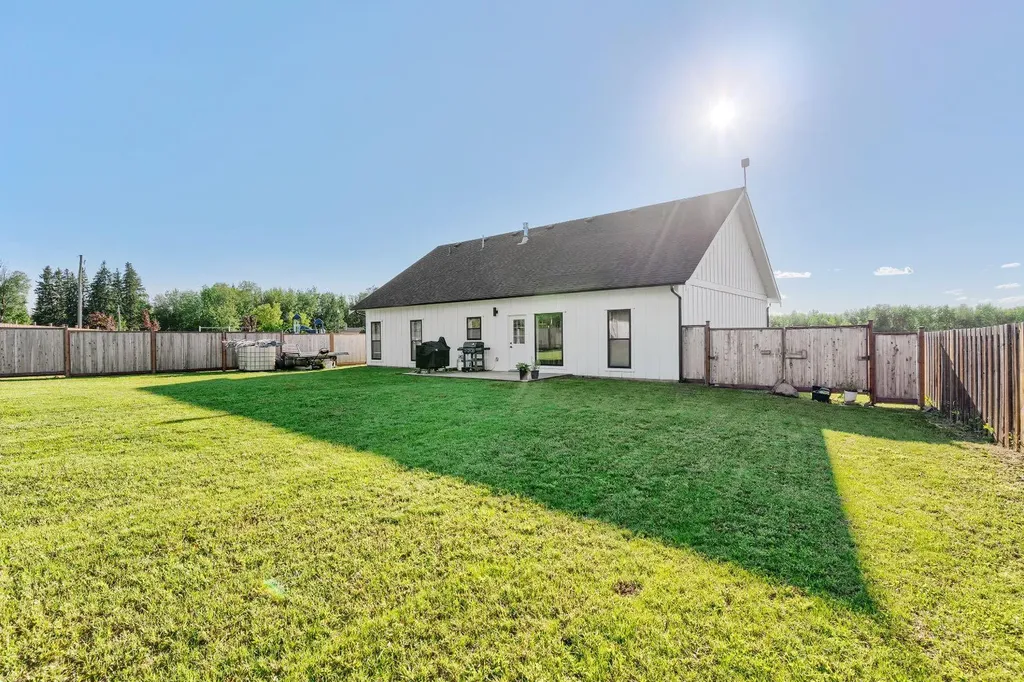 5406 Poplar Lane Athabasca AB T9S 0A8