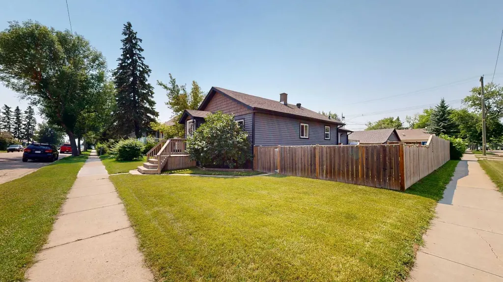 4820 46 Street Stettler AB T0C 2L2