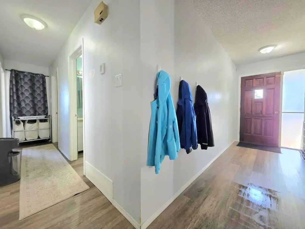 308 5 Street NW Slave Lake AB T0G 2A1