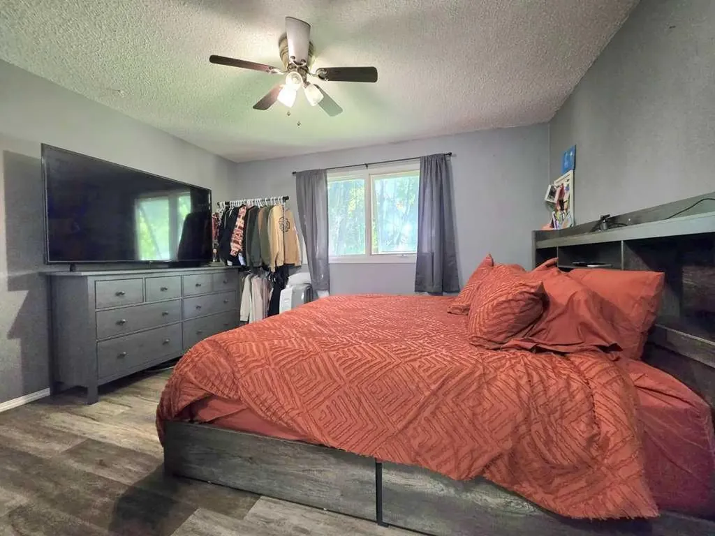 308 5 Street NW Slave Lake AB T0G 2A1