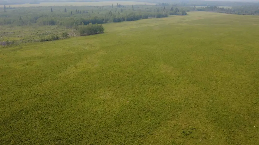 NE16-84-3-W6 Range Road 33 Rural Clear Hills County AB T0H 1L0