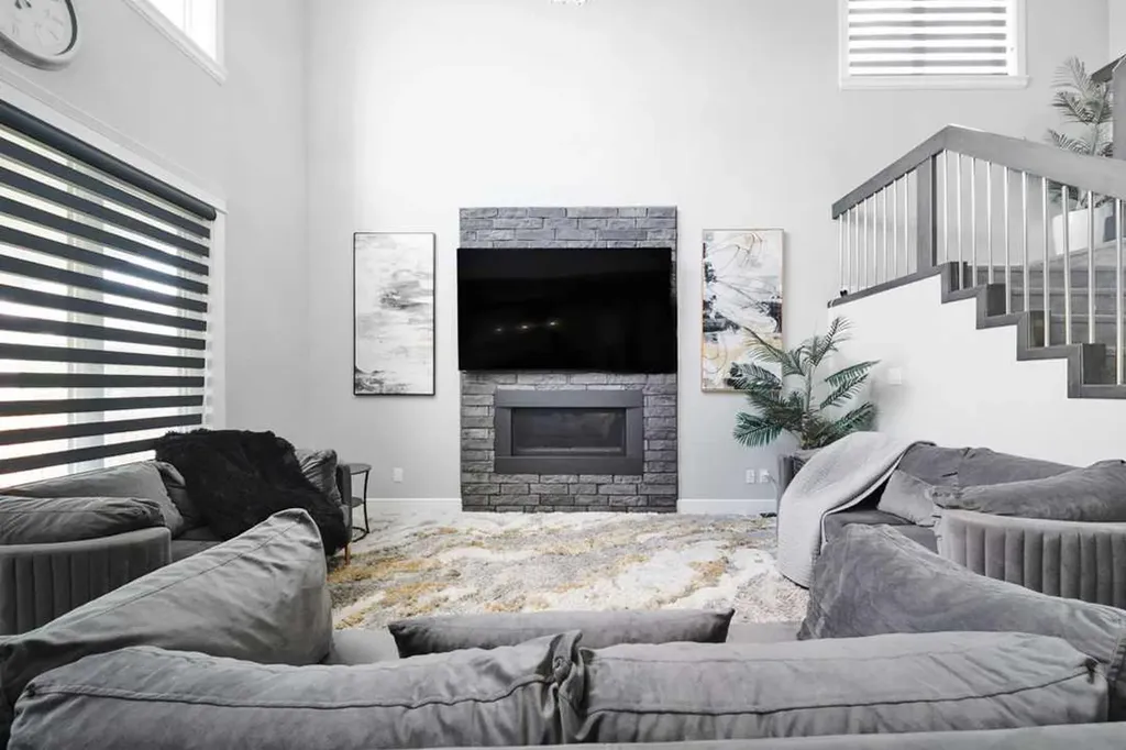 218 Prospect Drive E Fort Mcmurray AB T9K0W7
