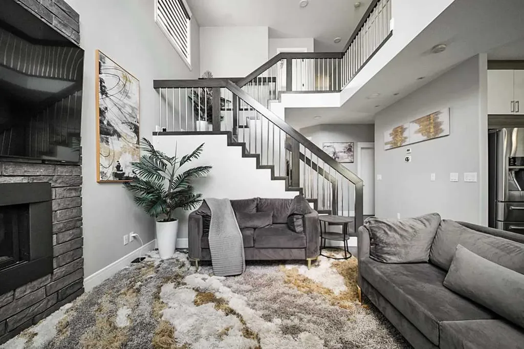 218 Prospect Drive E Fort Mcmurray AB T9K0W7