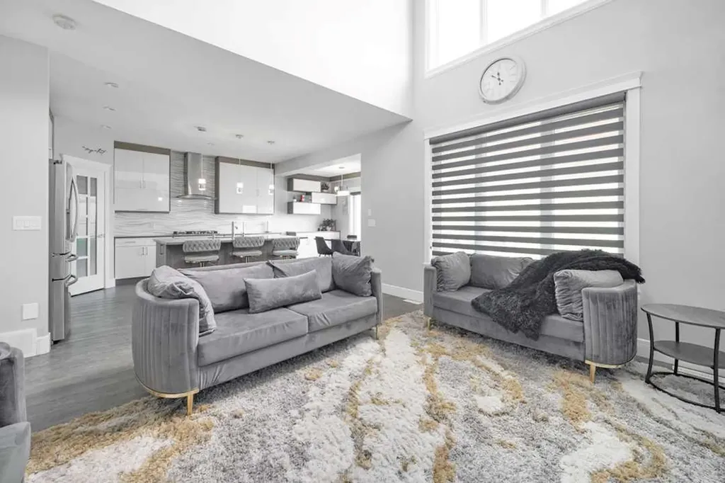 218 Prospect Drive E Fort Mcmurray AB T9K0W7