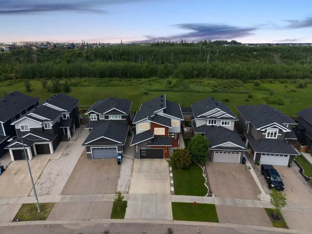 218 Prospect Drive E Fort Mcmurray AB T9K0W7