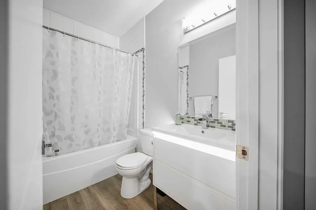 218 Prospect Drive E Fort Mcmurray AB T9K0W7