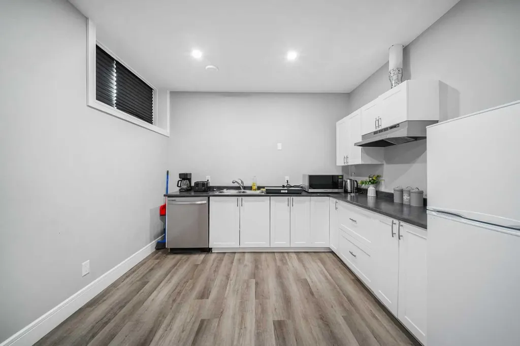 218 Prospect Drive E Fort Mcmurray AB T9K0W7