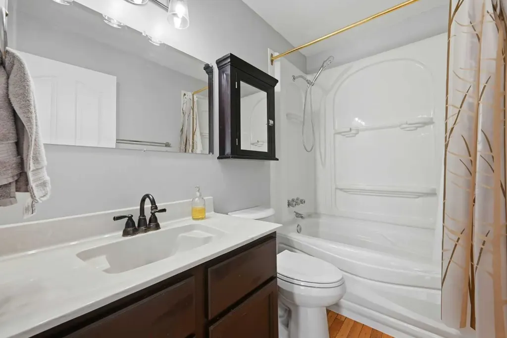 7 Falshire Close NE Calgary AB T3J 3A3