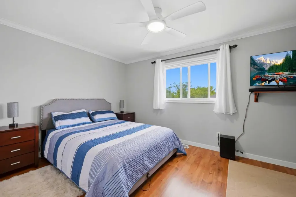 7 Falshire Close NE Calgary AB T3J 3A3