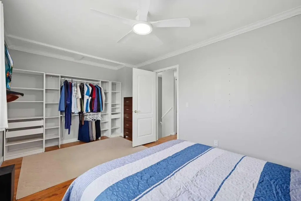 7 Falshire Close NE Calgary AB T3J 3A3