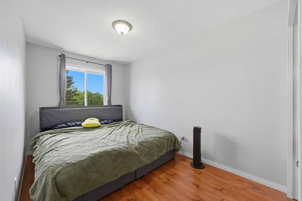 7 Falshire Close NE Calgary AB T3J 3A3