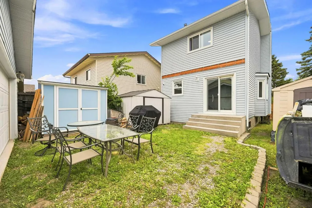 7 Falshire Close NE Calgary AB T3J 3A3