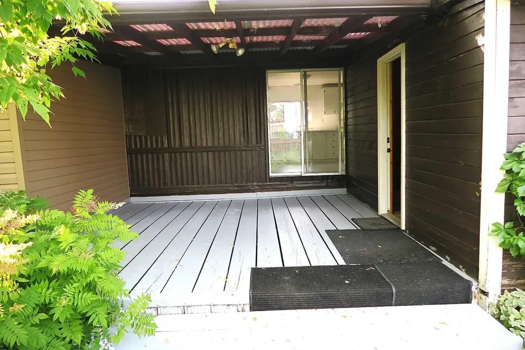 207 4 Street NW Sundre AB T0M 1X0