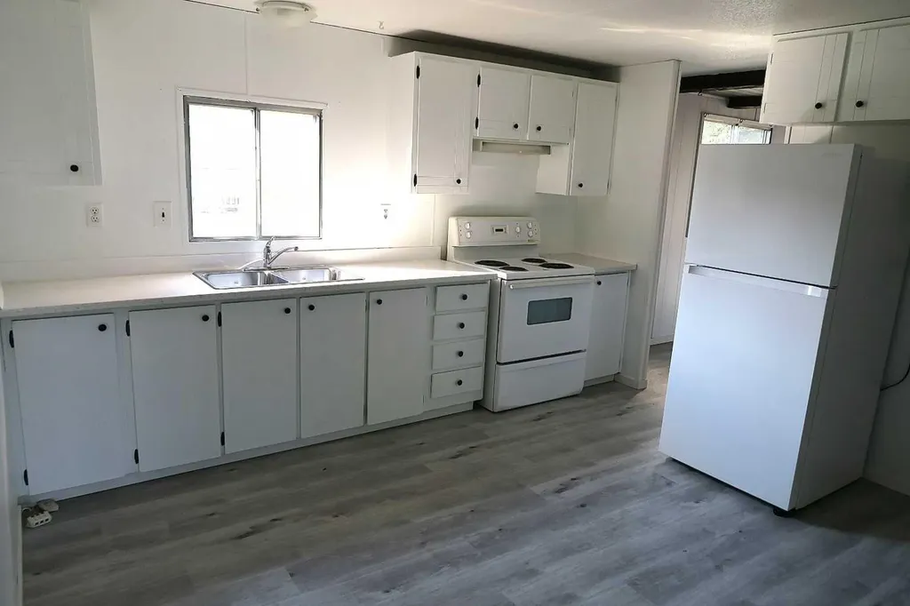 207 4 Street NW Sundre AB T0M 1X0