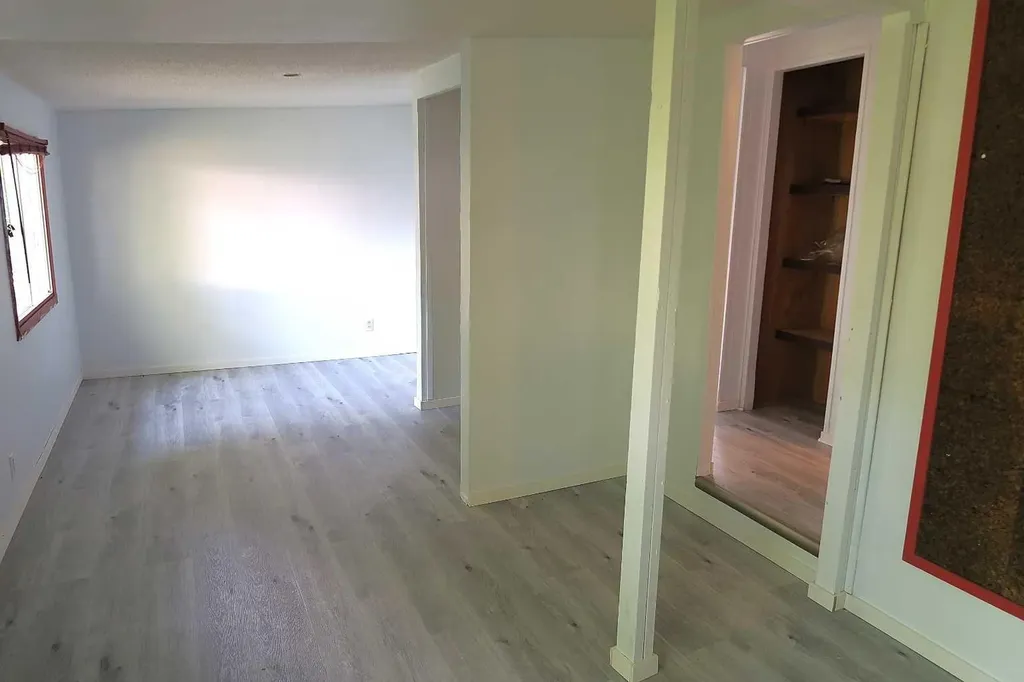 207 4 Street NW Sundre AB T0M 1X0