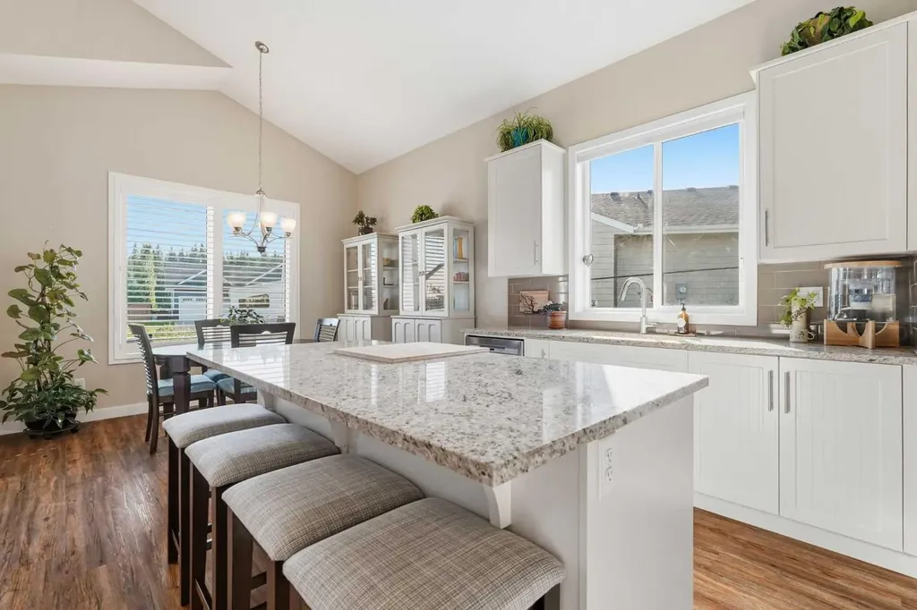 404 Seclusion Valley Drive NE Diamond Valley AB T0L2A0