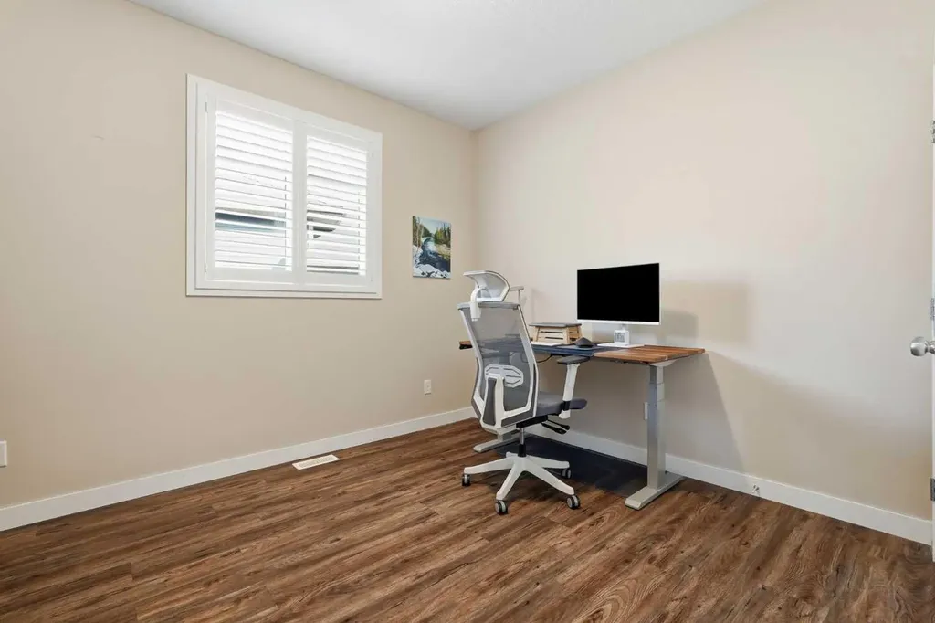 404 Seclusion Valley Drive NE Diamond Valley AB T0L2A0