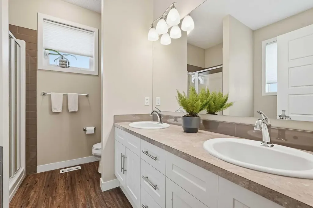 404 Seclusion Valley Drive NE Diamond Valley AB T0L2A0