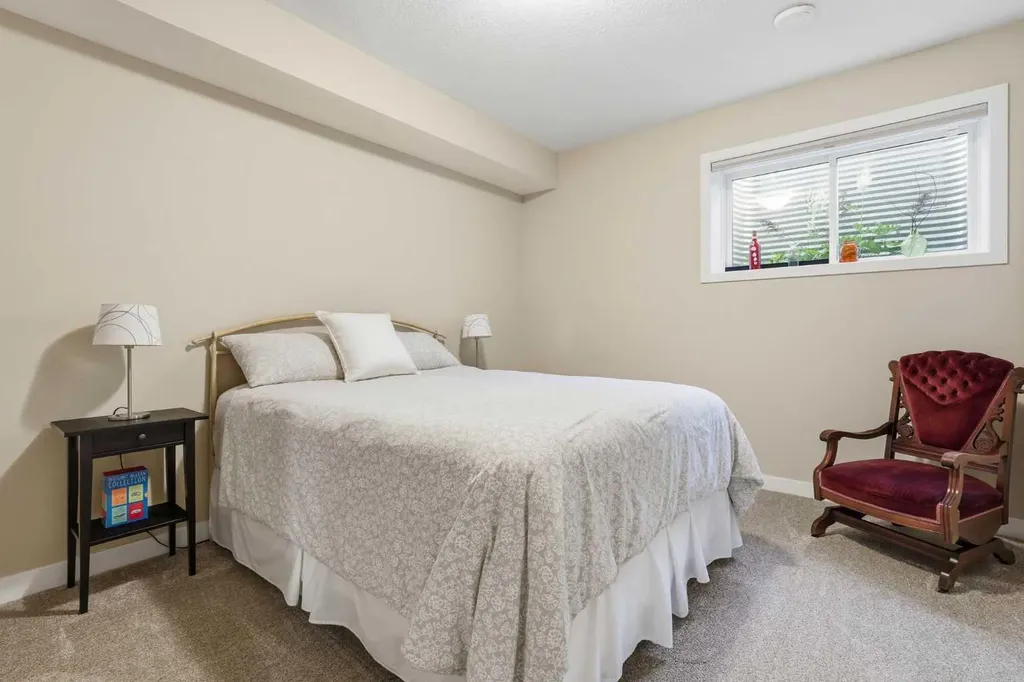 404 Seclusion Valley Drive NE Diamond Valley AB T0L2A0