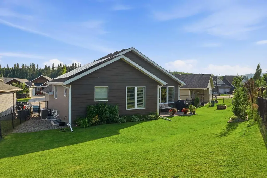 404 Seclusion Valley Drive NE Diamond Valley AB T0L2A0