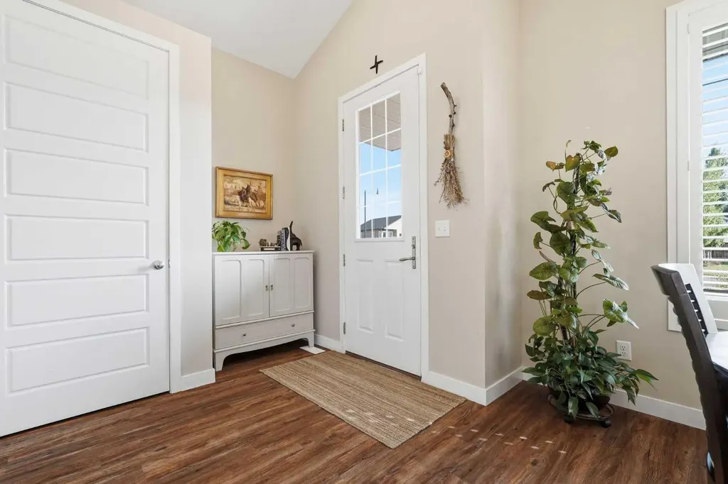 404 Seclusion Valley Drive NE Diamond Valley AB T0L2A0
