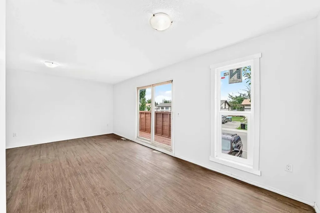 66 Fonda Drive SE Calgary AB T2A6E6