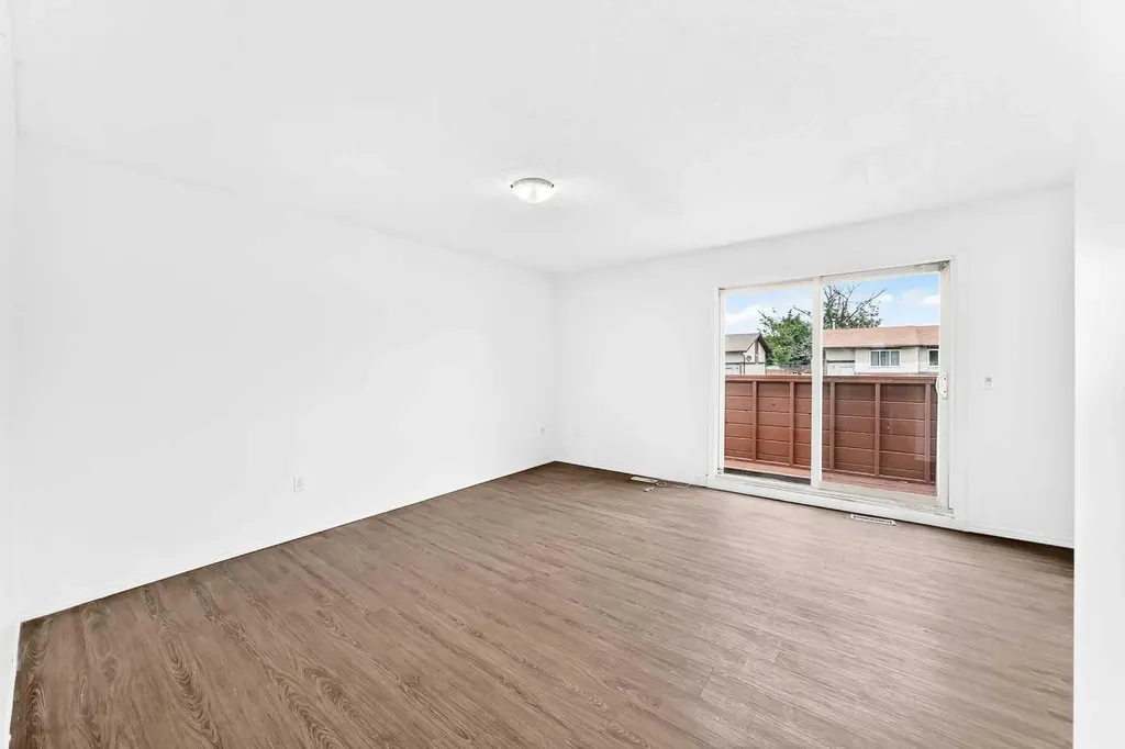 66 Fonda Drive SE Calgary AB T2A6E6