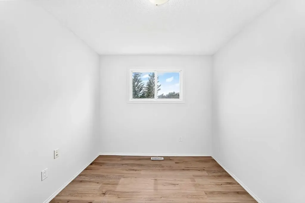 66 Fonda Drive SE Calgary AB T2A6E6
