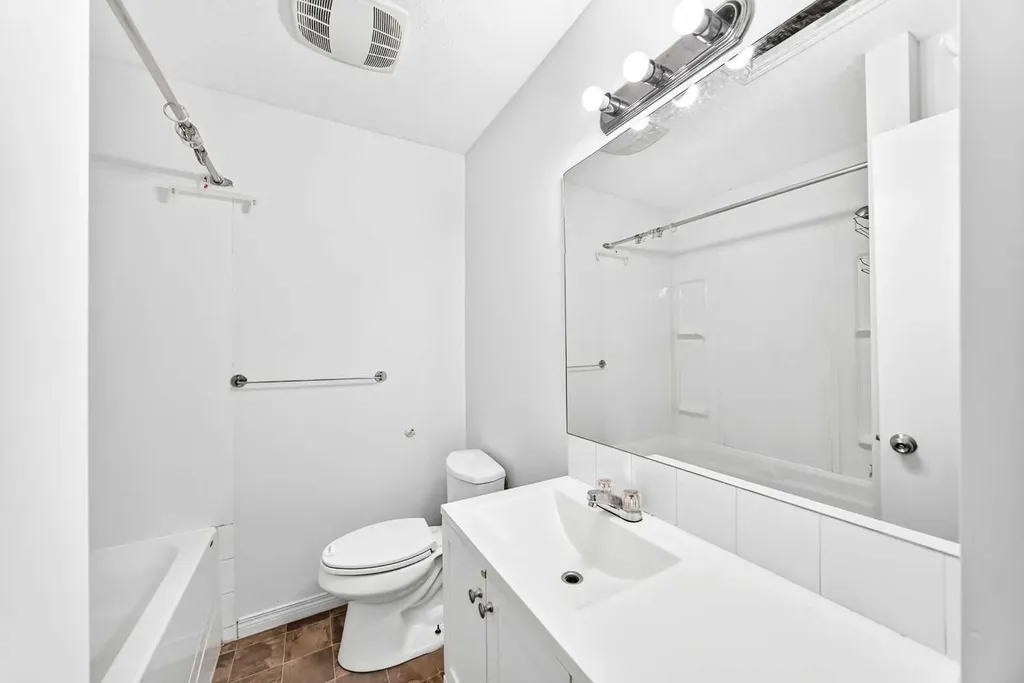 66 Fonda Drive SE Calgary AB T2A6E6