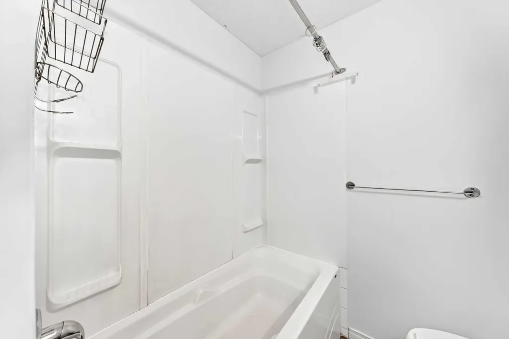 66 Fonda Drive SE Calgary AB T2A6E6