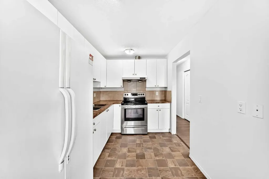 66 Fonda Drive SE Calgary AB T2A6E6