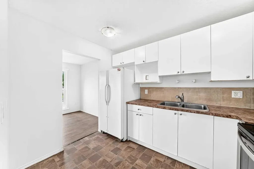 66 Fonda Drive SE Calgary AB T2A6E6